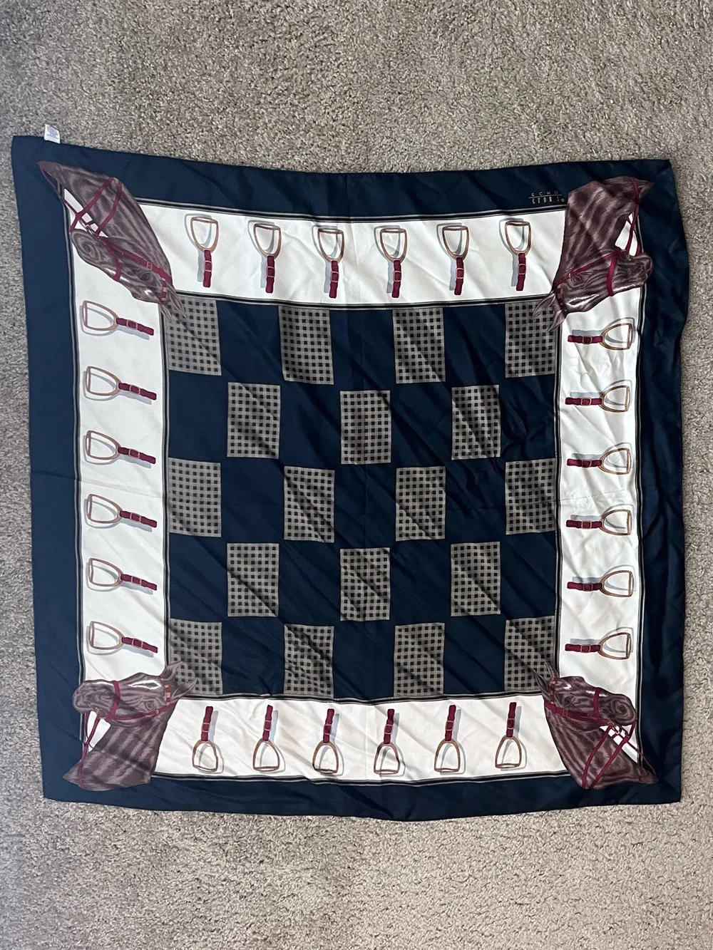 Club 7 Echo Vintage 100% Silk Equestrian Scarf